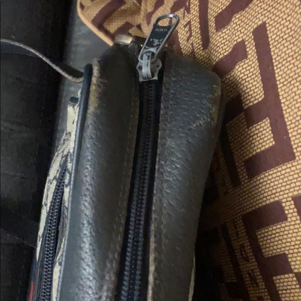 Vintage Gucci crossbody purse - Picture 6 of 12